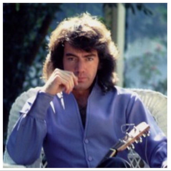 Where it began, I can't begin to knowing
But then - Picture 5 of 8